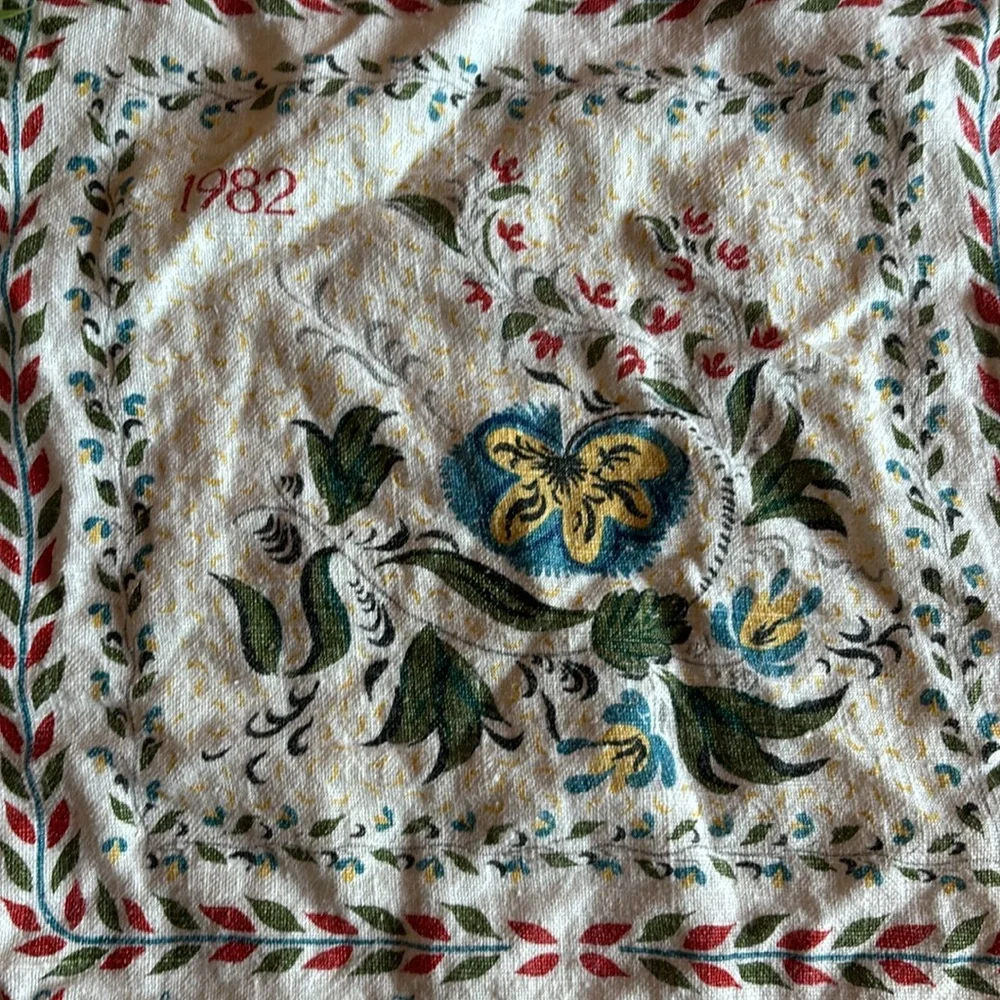 Lillian Vernon Calendar Hand Towel 1982 Linen 1982 Kitchen Calender vintage